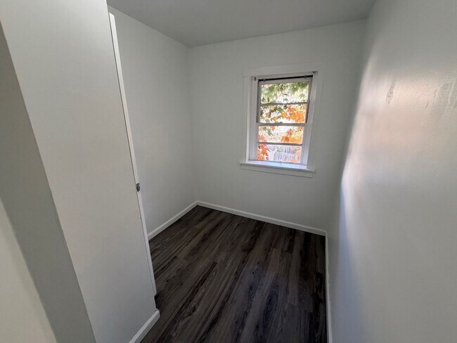 Foto del edificio - 280 4th St