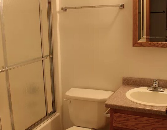 Foto del edificio - 220 S College Ave