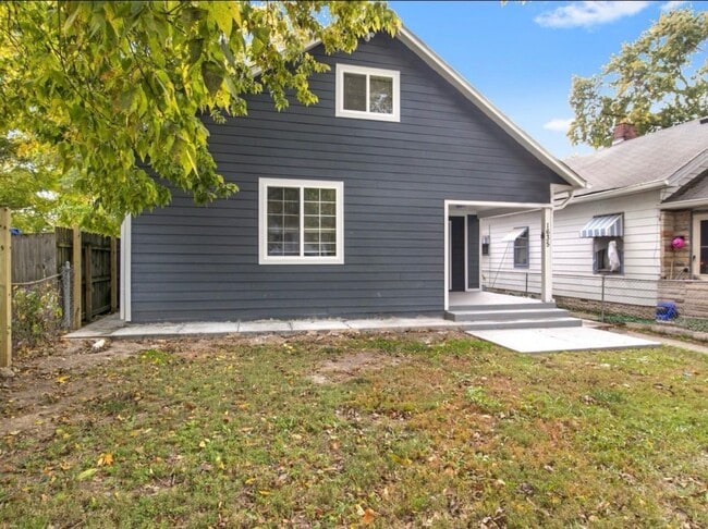 Foto del edificio - 1635 Cruft St