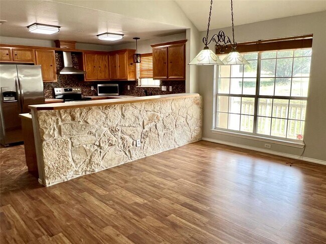Foto del edificio - 1700 Indian Springs Rd