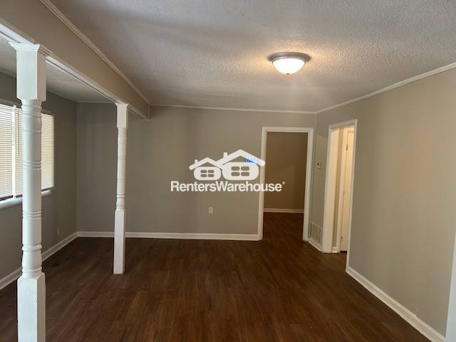 Foto del edificio - 2710 Moore Rd