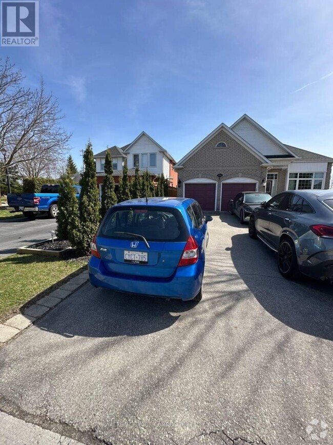 Building Photo - 518 Kinrara Ct