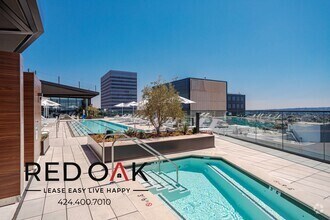 Building Photo - 6401 Wilshire Blvd