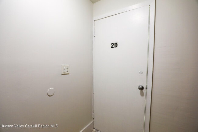 Building Photo - 184-186-186 Broadway