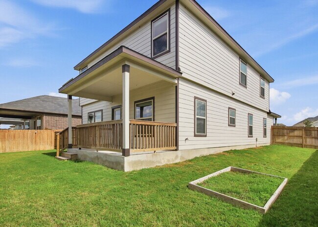 Building Photo - Spacious 4 Bedroom Home with Game Room and Flex Space!