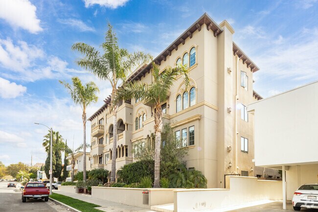 Exterior - 11738 Kiowa Ave