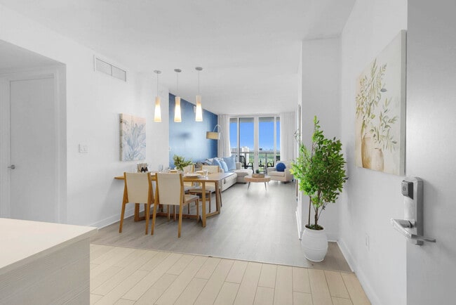 Building Photo - 1180 E Hallandale Beach Blvd