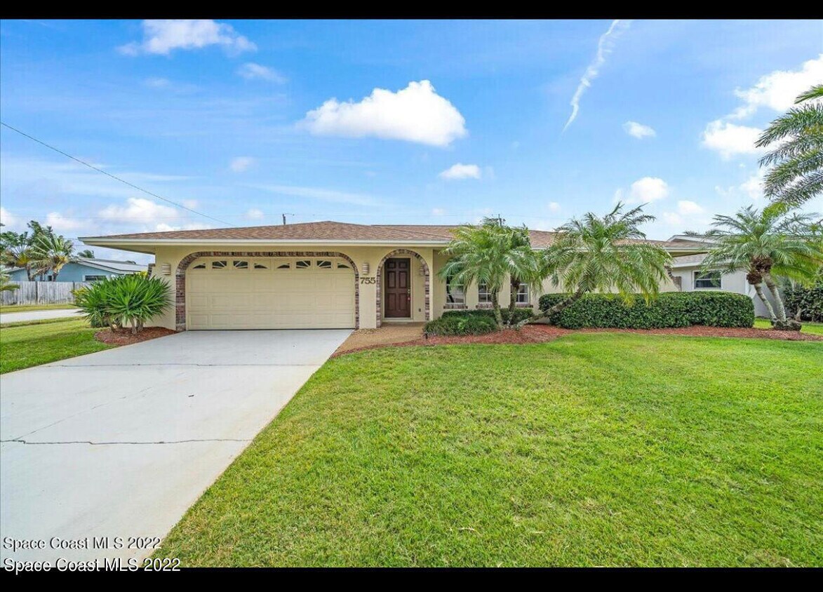 Primary Photo - 755 Verbenia Dr
