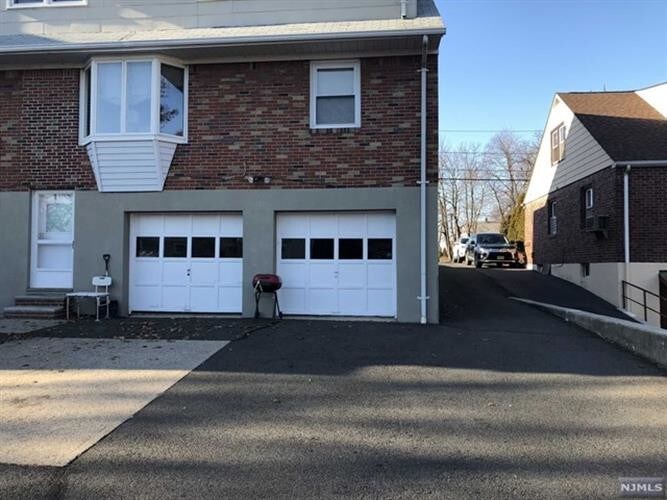 794 Bergen Blvd, Ridgefield, NJ 07657 Room for Rent in Ridgefield, NJ