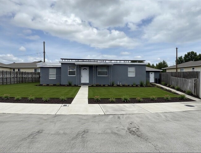 Photo - 1885 NE 53rd St House