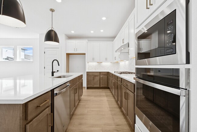 Building Photo - 279 Flowering Senna Dr