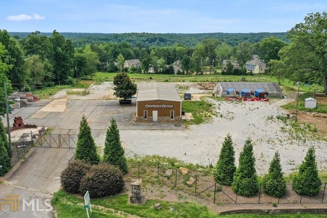 Building Photo - 4965 Braselton Hwy