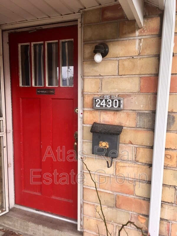 Building Photo - 2430 Eaton St