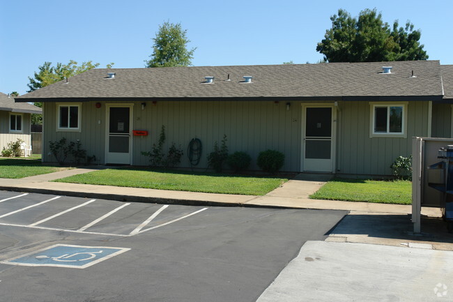 Foto del edificio - Lincoln Senior Apartments