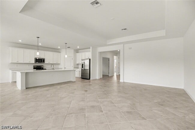Building Photo - 18850 River Burst Ct