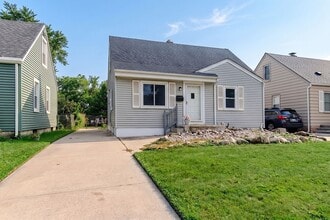 Building Photo - 1206 Bauman Ave