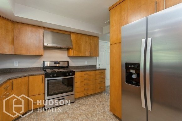 Foto del edificio - NOW AVAILABLE! 1975 Rebecca Dr, Clearwater...