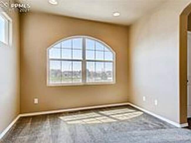 Building Photo - Wolf Ranch 4 bd Home in School District 20