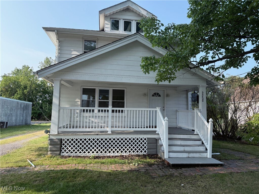 33520 Bainbridge Rd Solon, OH 44139 – photo 1 of 16