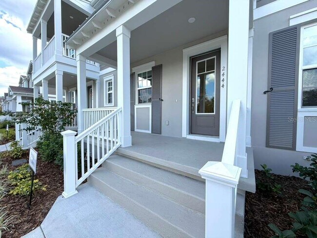 Foto del edificio - 2444 Celebration Blvd