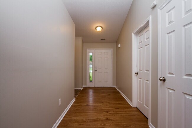 Foto del edificio - 12044 Pepperwood Dr