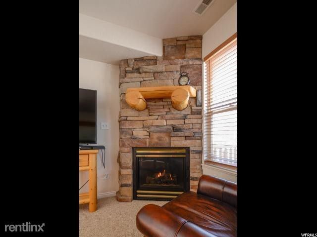 Building Photo - 5122 Moose Hollow Dr