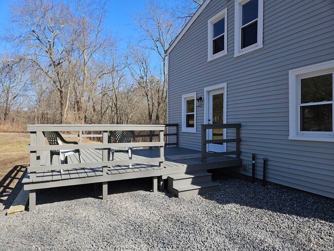 Building Photo - 288 Cathole Rd