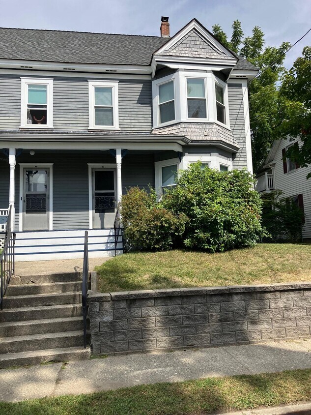 Primary Photo - 22 Lincoln Ave