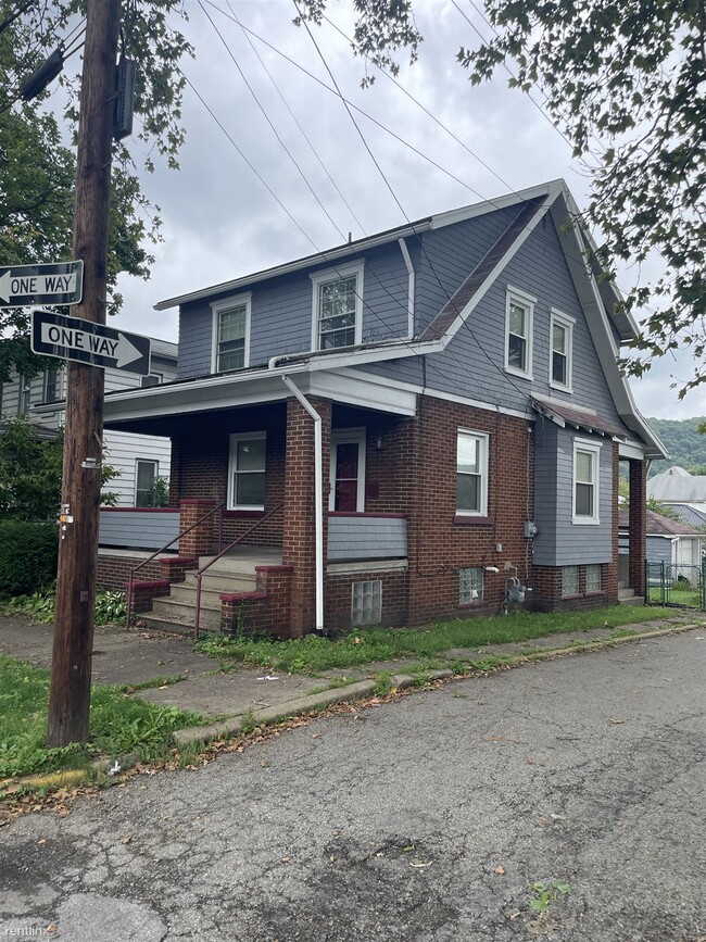 Building Photo - 3 br, 2 bath House - 1800 6th Avenue