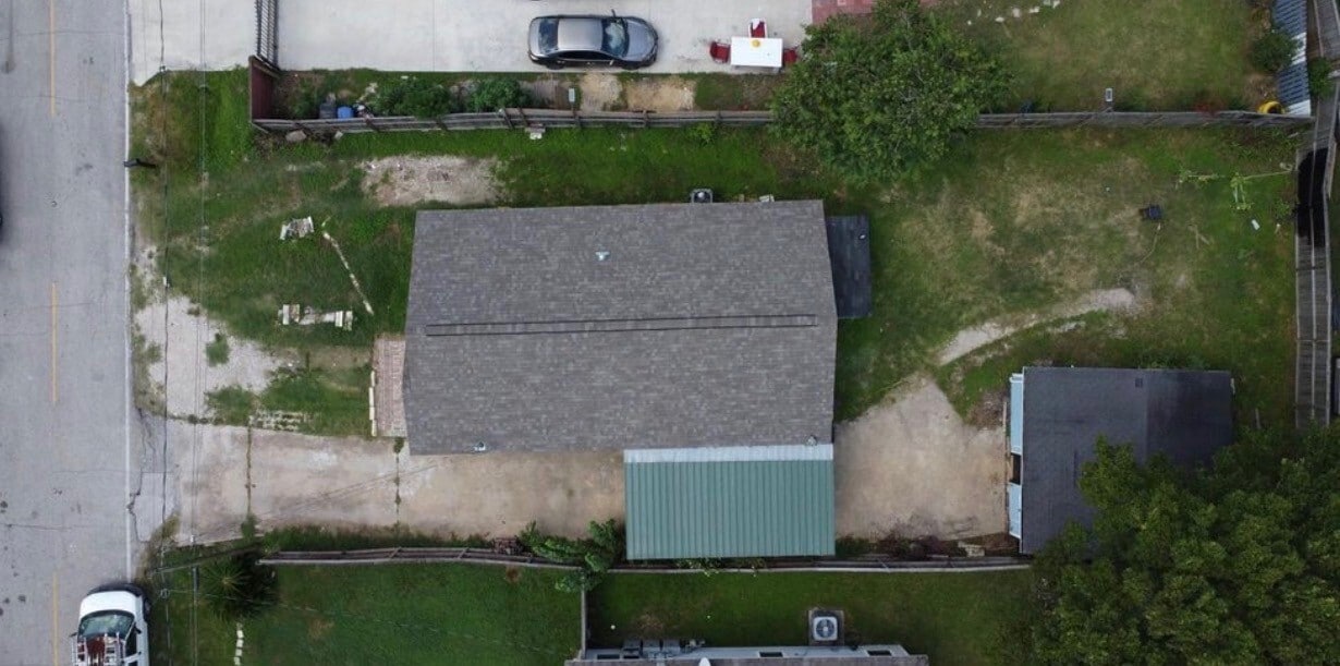 Building Photo - 2415 Perry St