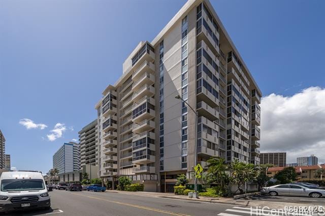 Building Photo - 1624 Kanunu St