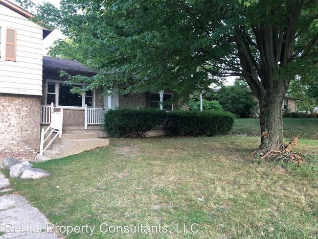 Foto del edificio - 3700-3702 Kalamazoo Ave SE