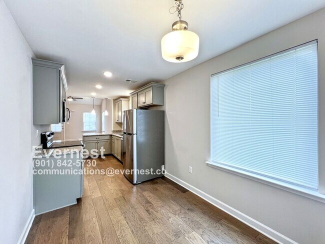 Building Photo - 9782 Reunion Ct