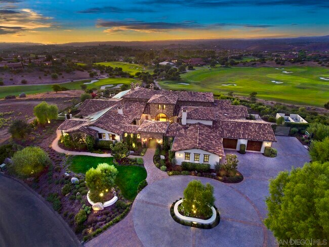 Foto del edificio - 8415 Run of the Knolls Ct