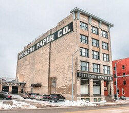 Building Photo - 301 E 2nd St