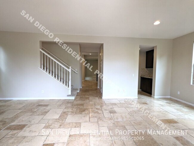 Building Photo - Fabulous Del Sur Darling