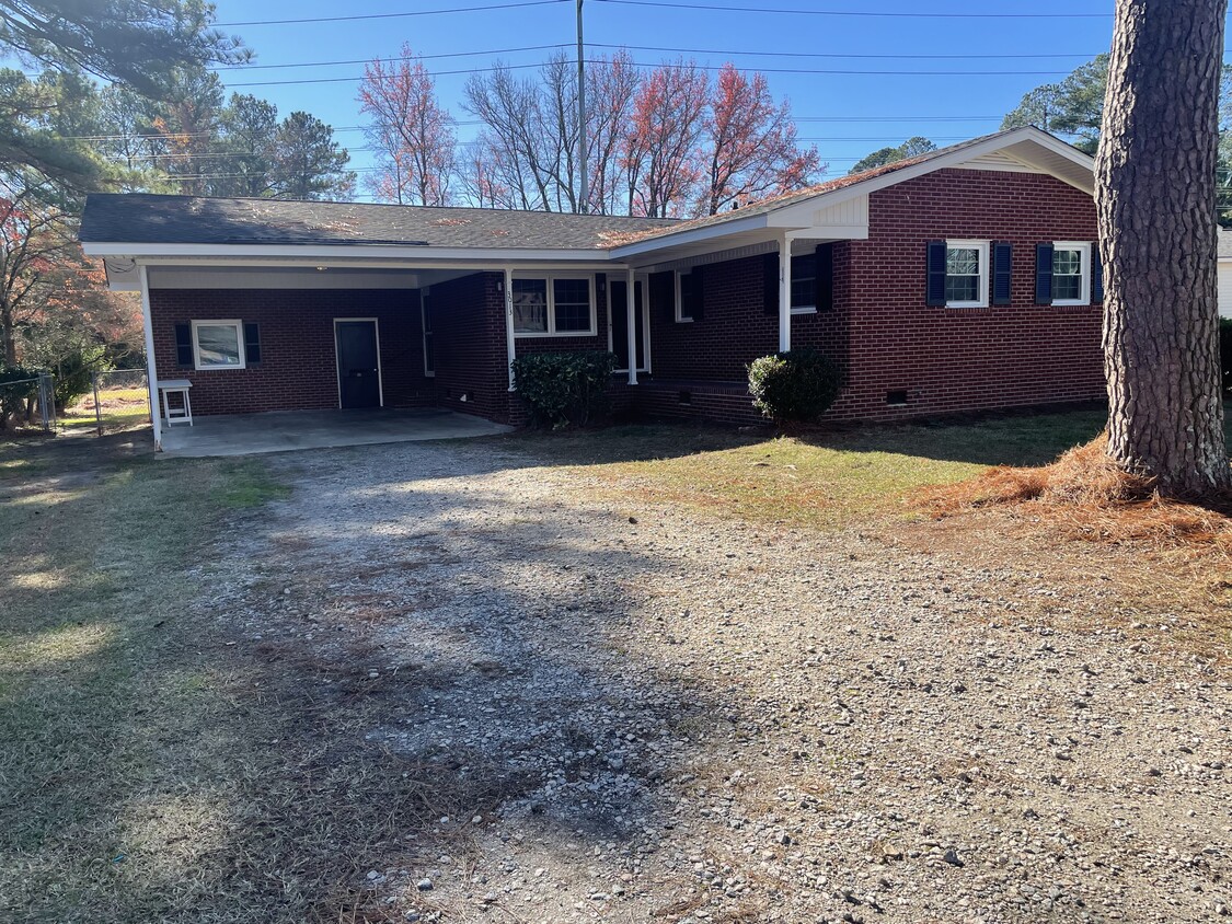 3013 Amherst Rd, Rocky Mount, NC 27804 - House Rental in Rocky Mount ...