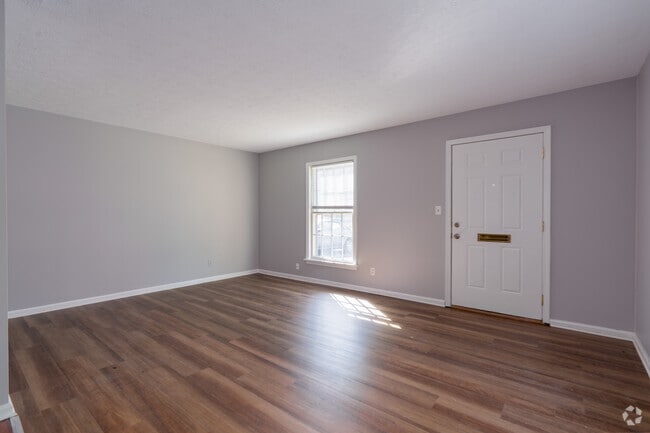 1BR, 1BA - 775SF - Living Room - Minor Lane Apartments