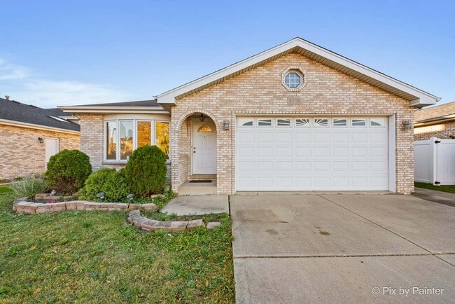 Building Photo - 8508 S Oketo Ave