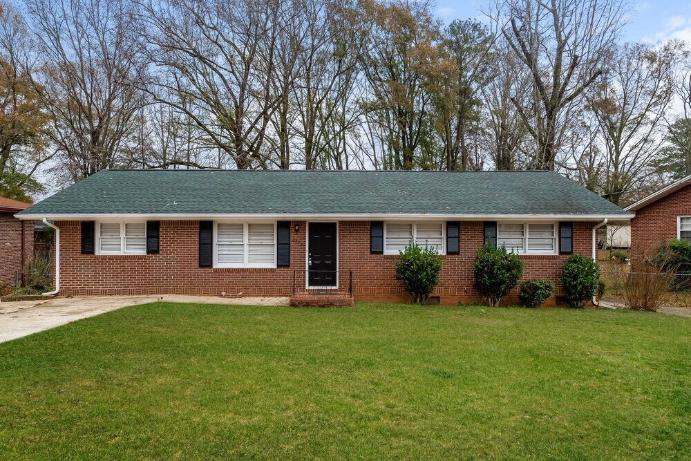 Primary Photo - 6276 Harbin Woods Dr