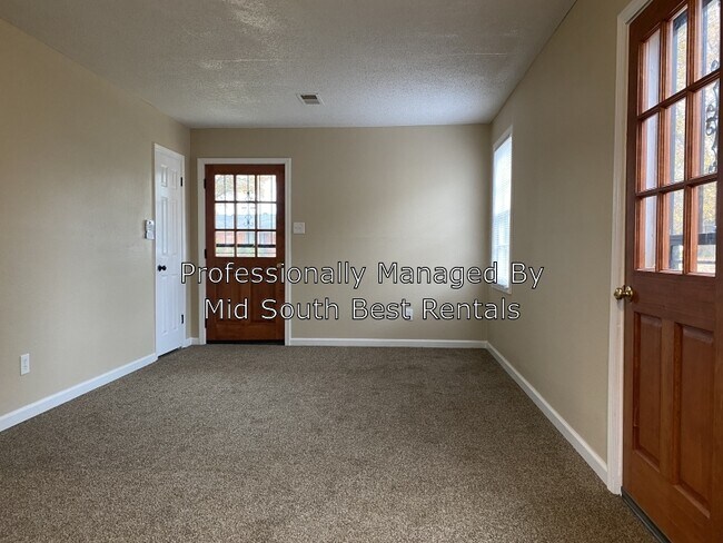 Building Photo - 3155 Gilmore Rd
