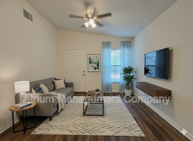 Foto del edificio - 1904 Crystal Grove Dr