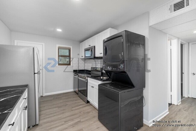 Foto del edificio - 575 Springwood Dr