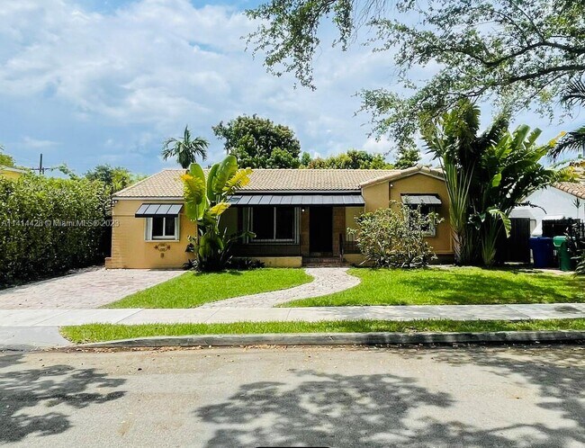 Foto del edificio - 2385 SW 20th St