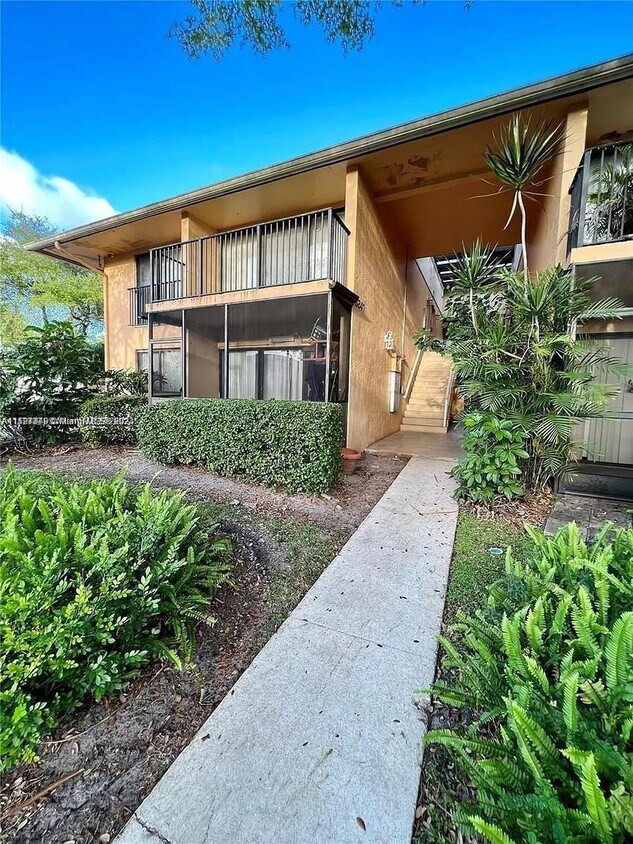 5849 Washington St Unit 80, Hollywood, FL 33023 Condo for Rent in