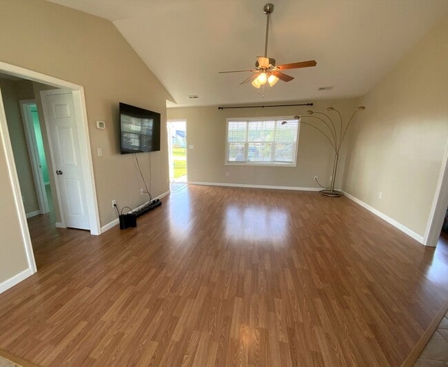 Building Photo - Welcome to Foxtrace!