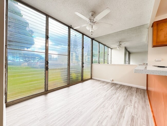 Building Photo - Refreshed Mililani Condo