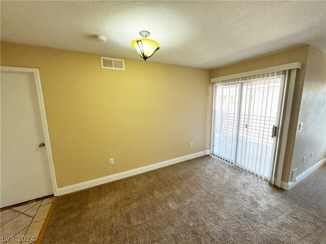 Building Photo - 4555 E Sahara Ave