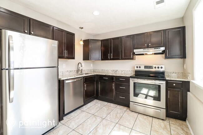 Foto del edificio - 1051 Dorset Dr
