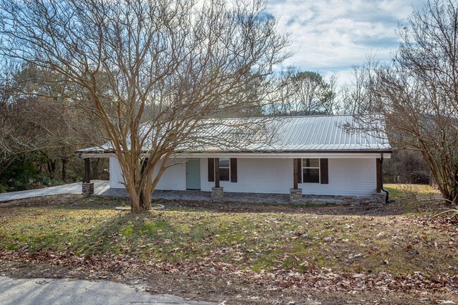 Photo - 75 Ferncliff Dr House